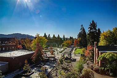 Photo of UO campus in autumn